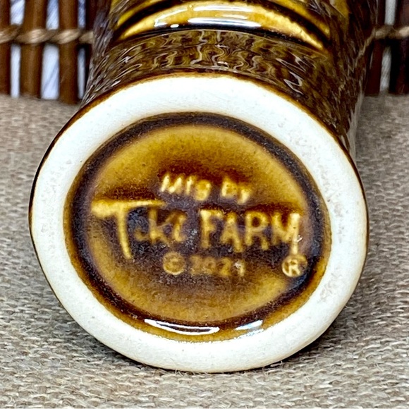 Wilfreds Lounge Tiki Bar Mug Brown Glaze Tiki Farm First Edition 500 Limited - Picture 7 of 7